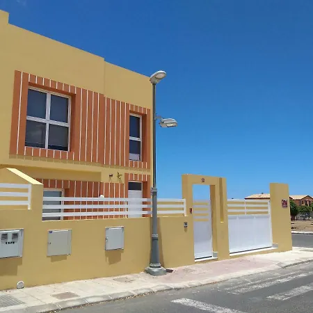度假居 Mariposas Homes Pool *