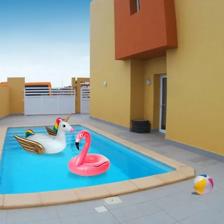 Mariposas Homes Pool * 罗萨里奥港